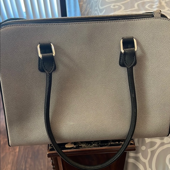 Closing Sept 1! Calvin Klein Two-Tone Black and Cream Tote - Picture 4 of 9